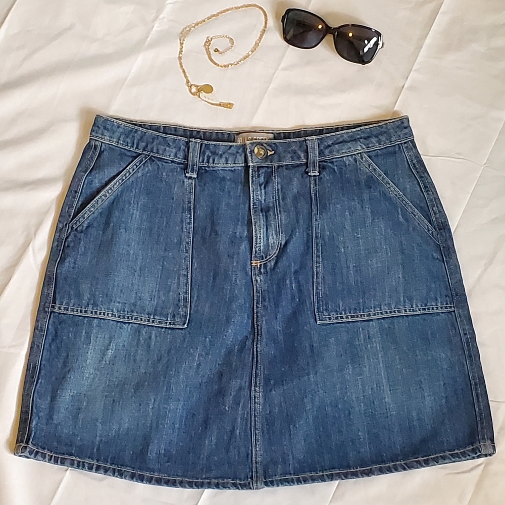 A-Line Denim Skirt w/ Pockets!
